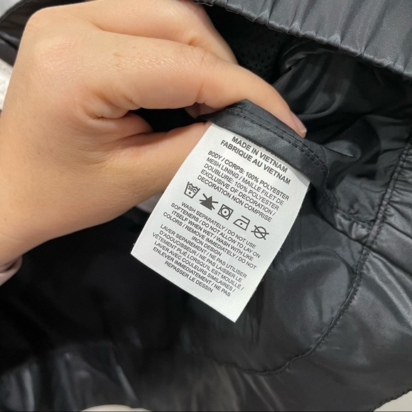 Nike Sportswear Windrunner Jacket Hooded Lightweight Standard Fit XL Girl Junior - Picture 8 of 13